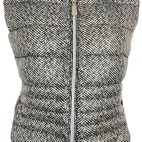 Vince Camuto Women's Down Puffer Vest Herringbone Pattern Full Zip Jacket sz S - Picture 4 of 12